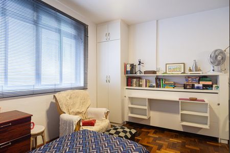 Apartamento à venda com 40m², 1 quarto e sem vagaSala/Quarto