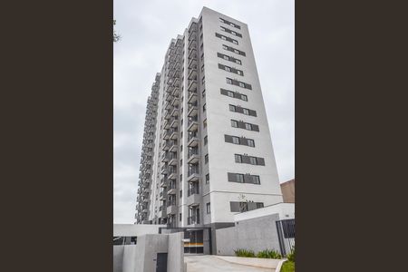 Apartamento para alugar com 44m², 2 quartos e 1 vaga Apartamento para alugar com 44m², 2 quartos e 1 vagaFachada