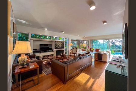 Casa à venda com 424m², 4 quartos e 5 vagasFoto 25