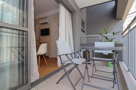 Studio para alugar com 26m², 1 quarto e sem vagaVaranda