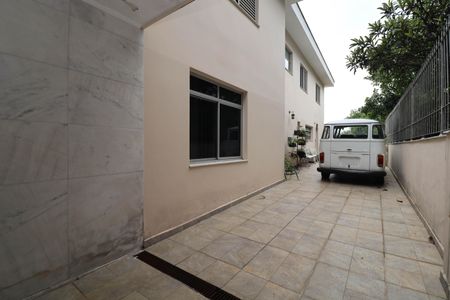 Casa para alugar com 297m², 4 quartos e 4 vagasGaragem