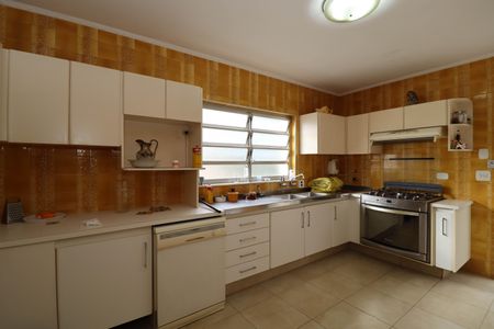 Casa para alugar com 297m², 4 quartos e 4 vagasCozinha