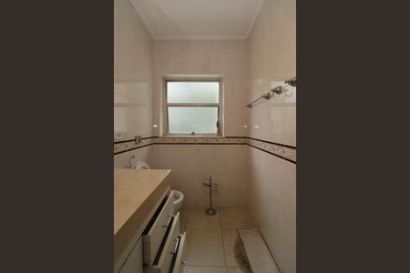 Casa para alugar com 297m², 4 quartos e 4 vagasBanheiro da Suíte 1
