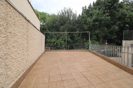 Casa para alugar com 297m², 4 quartos e 4 vagasTerraço