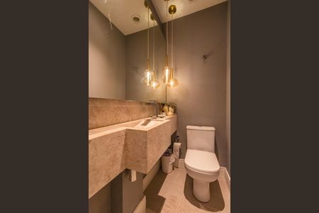 Apartamento à venda com 212m², 3 quartos e 3 vagasLavabo