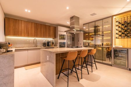 Apartamento à venda com 212m², 3 quartos e 3 vagasCozinha 