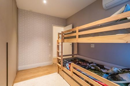 Apartamento à venda com 212m², 3 quartos e 3 vagas Suíte 2