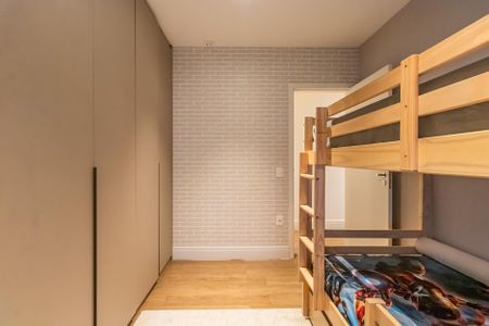 Apartamento à venda com 212m², 3 quartos e 3 vagas Suíte 2