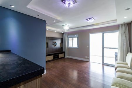 Apartamento à venda com 76m², 2 quartos e 2 vagasSala