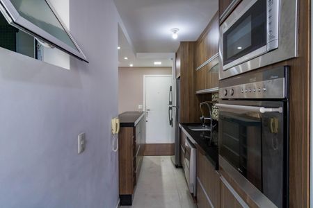 Apartamento à venda com 76m², 2 quartos e 2 vagasCozinha