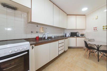 Apartamento à venda com 114m², 3 quartos e 2 vagasCozinha