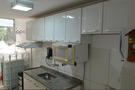 Apartamento à venda com 49m², 2 quartos e 1 vagaCozinha