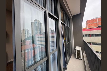 Apartamento para alugar com 38m², 1 quarto e sem vaga Apartamento para alugar com 38m², 1 quarto e sem vagaVaranda