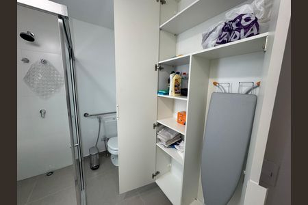 Apartamento para alugar com 38m², 1 quarto e sem vaga Apartamento para alugar com 38m², 1 quarto e sem vagaBanheiro