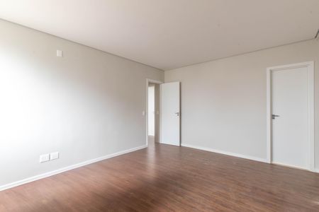 Apartamento à venda com 171m², 4 quartos e 4 vagasQuarto 2
