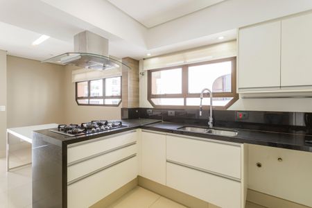 Apartamento à venda com 180m², 4 quartos e 3 vagasCozinha