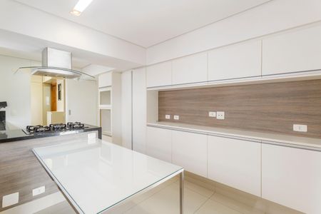 Apartamento à venda com 180m², 4 quartos e 3 vagasCozinha