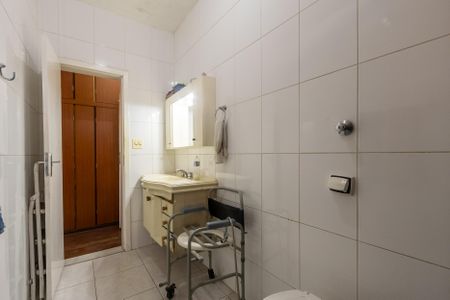 Casa à venda com 185m², 3 quartos e 2 vagasBanheiro Suite