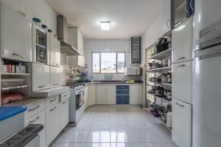 Casa à venda com 185m², 3 quartos e 2 vagasCozinha