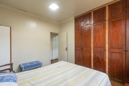 Casa à venda com 185m², 3 quartos e 2 vagasQuarto 2