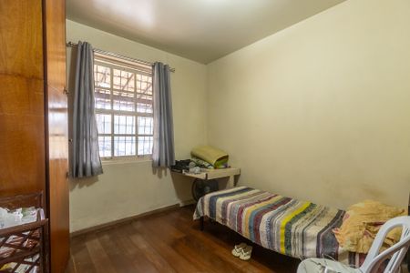 Casa à venda com 185m², 3 quartos e 2 vagasQuarto 1