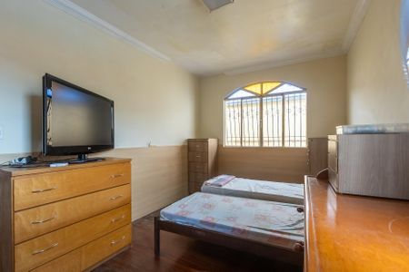 Casa à venda com 185m², 3 quartos e 2 vagasQuarto 3