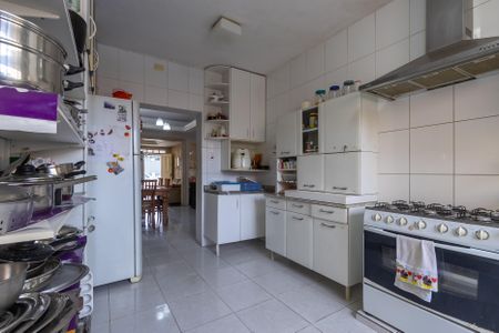 Casa à venda com 185m², 3 quartos e 2 vagasCozinha