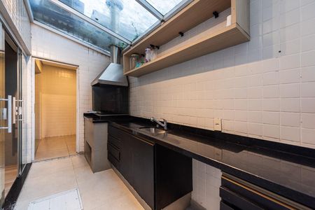 Casa para alugar com 180m², 3 quartos e 2 vagasChurrasqueira