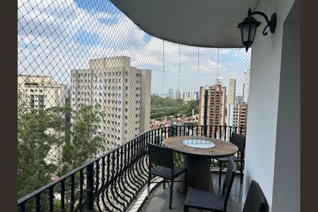 Apartamento para alugar com 340m², 4 quartos e 5 vagas Apartamento para alugar com 340m², 4 quartos e 5 vagasÁrea comum