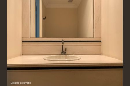 Apartamento para alugar com 340m², 4 quartos e 5 vagas Apartamento para alugar com 340m², 4 quartos e 5 vagasBanheiro