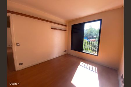 Apartamento para alugar com 340m², 4 quartos e 5 vagas Apartamento para alugar com 340m², 4 quartos e 5 vagasQuarto 4