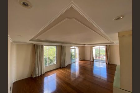 Apartamento para alugar com 340m², 4 quartos e 5 vagas Apartamento para alugar com 340m², 4 quartos e 5 vagasSala