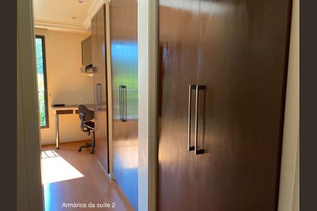 Apartamento para alugar com 340m², 4 quartos e 5 vagas Apartamento para alugar com 340m², 4 quartos e 5 vagasQuarto 2