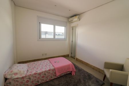 Casa de condomínio para alugar com 345m², 5 quartos e 4 vagasSuíte 2