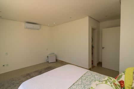 Casa de condomínio para alugar com 345m², 5 quartos e 4 vagasSuíte 4