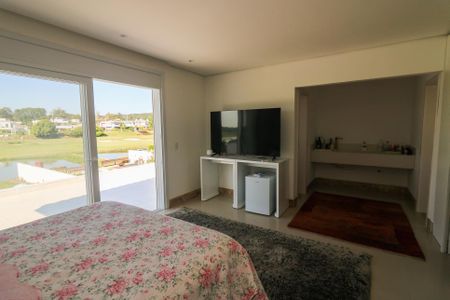 Casa de condomínio para alugar com 345m², 5 quartos e 4 vagasSuíte 1