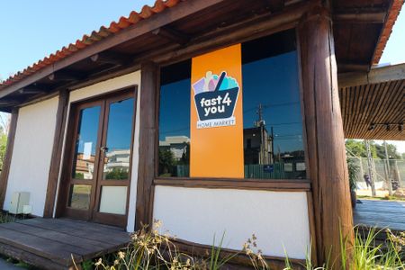 Casa de condomínio para alugar com 345m², 5 quartos e 4 vagasMercado - Fast4you