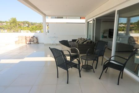 Casa de condomínio para alugar com 345m², 5 quartos e 4 vagasVaranda da Sala