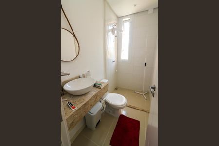 Casa de condomínio para alugar com 345m², 5 quartos e 4 vagasBanheiro da Suíte 5