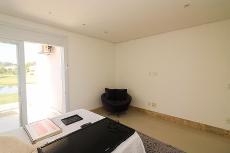 Casa de condomínio para alugar com 345m², 5 quartos e 4 vagasSuíte 3