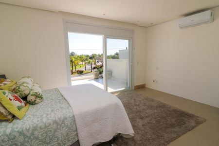 Casa de condomínio para alugar com 345m², 5 quartos e 4 vagasSuíte 4