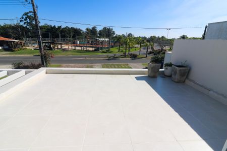 Casa de condomínio para alugar com 345m², 5 quartos e 4 vagasSacada da Suíte 4