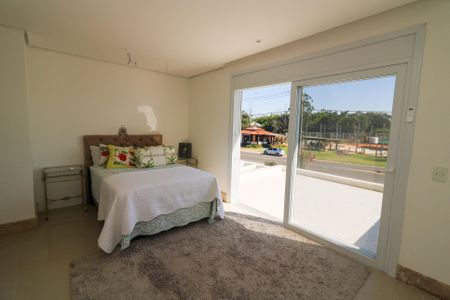 Casa de condomínio para alugar com 345m², 5 quartos e 4 vagasSuíte 4