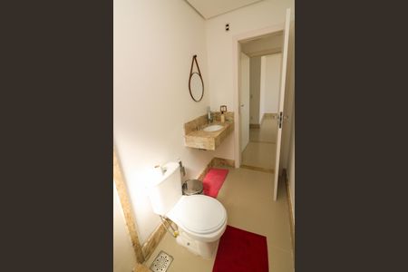 Casa de condomínio para alugar com 345m², 5 quartos e 4 vagasBanheiro da Suíte 4