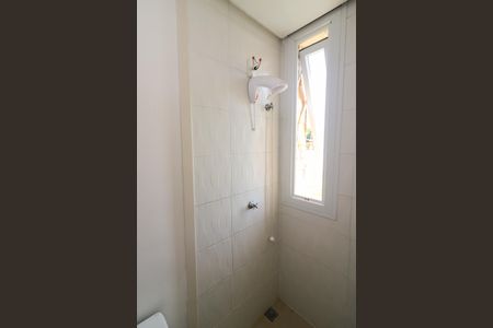 Casa de condomínio para alugar com 345m², 5 quartos e 4 vagasBanheiro da Suíte 5