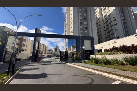 Apartamento à venda com 57m², 2 quartos e 1 vaga Apartamento à venda com 57m², 2 quartos e 1 vagaFachada