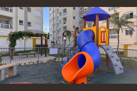 Apartamento à venda com 57m², 2 quartos e 1 vaga Apartamento à venda com 57m², 2 quartos e 1 vagaÁrea comum - Playground