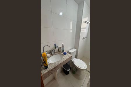 Apartamento à venda com 57m², 2 quartos e 1 vaga Apartamento à venda com 57m², 2 quartos e 1 vagaBanheiro