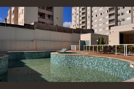 Apartamento à venda com 57m², 2 quartos e 1 vaga Apartamento à venda com 57m², 2 quartos e 1 vagaÁrea comum - Piscina