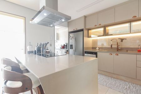 Apartamento à venda com 113m², 2 quartos e 2 vagas Apartamento à venda com 113m², 2 quartos e 2 vagasCozinha